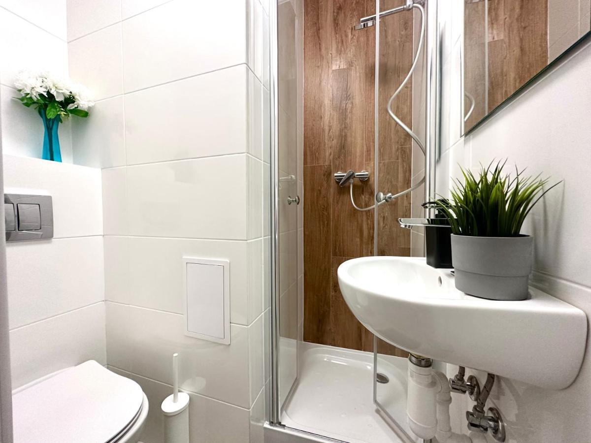 Mmrent Flora Room Γκντανσκ Εξωτερικό φωτογραφία