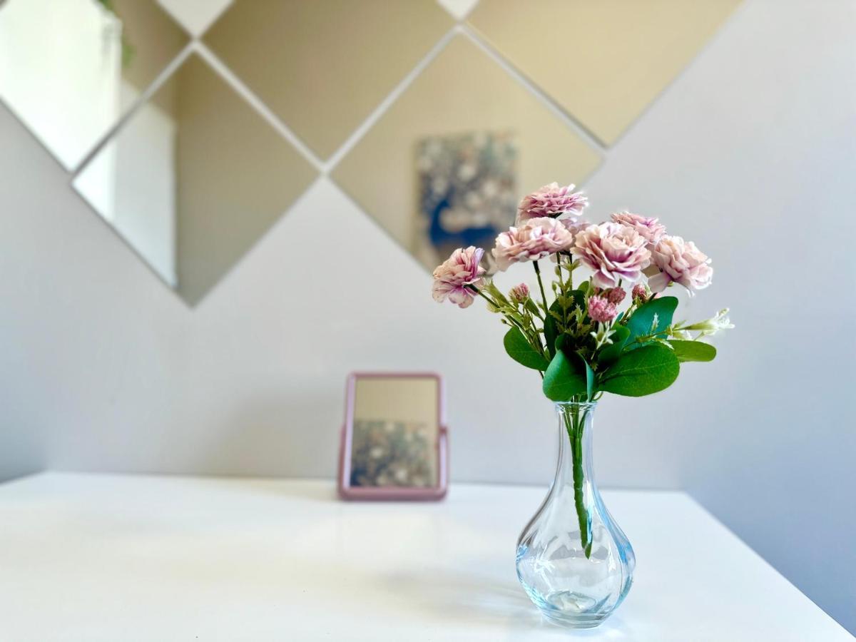 Mmrent Flora Room Γκντανσκ Εξωτερικό φωτογραφία